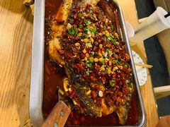 -鸣记脆皮烤鱼(铁西店)