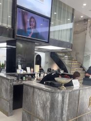 -苏奇发型·烫发染发