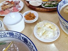 -桥香园云南过桥米线(金马碧鸡店)