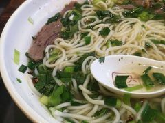 -遵义虾子张六羊肉粉(地王店)