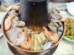 -一口猪海鲜浑锅·东北家常菜