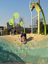 -季高兔窝窝亲子园(上海薰衣草公园店)