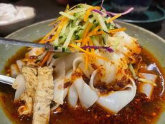 羊毛工镇凉皮-丝路金桃·新疆菜(徐汇店)