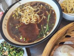 -玖鲜小笼(中山广场店)