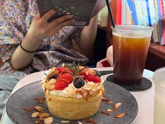 草莓奶油戚风-彳亍咖啡·这里(水湾路店)