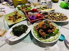 -量贩海鲜餐厅