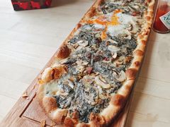 黑松露薄饼-LENBACH兰巴赫西餐啤酒坊(大连东港店)