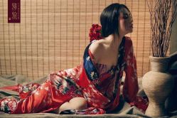 -虞美人汉服摄影