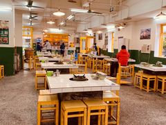 大堂-石灰市老火锅(北滨路店)