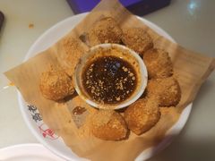 -重庆高老九火锅(虹桥天地店)