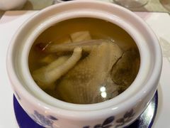 松茸淮山炖老鸽-无锡城中皇冠假日酒店·芳园中餐厅