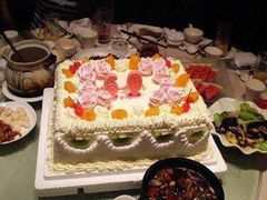 -红宝石·鲜奶小方·海派西点房(金杨店)
