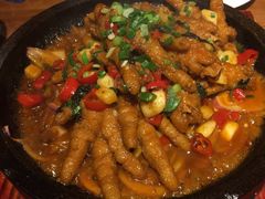 石锅酥骨凤爪-又一福烤鸭·北京菜(东四店)