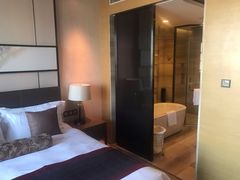 -天津梅江中心皇冠假日酒店