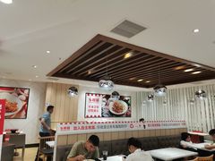 大堂-乡村基(两江新区黄山大道第二餐厅)