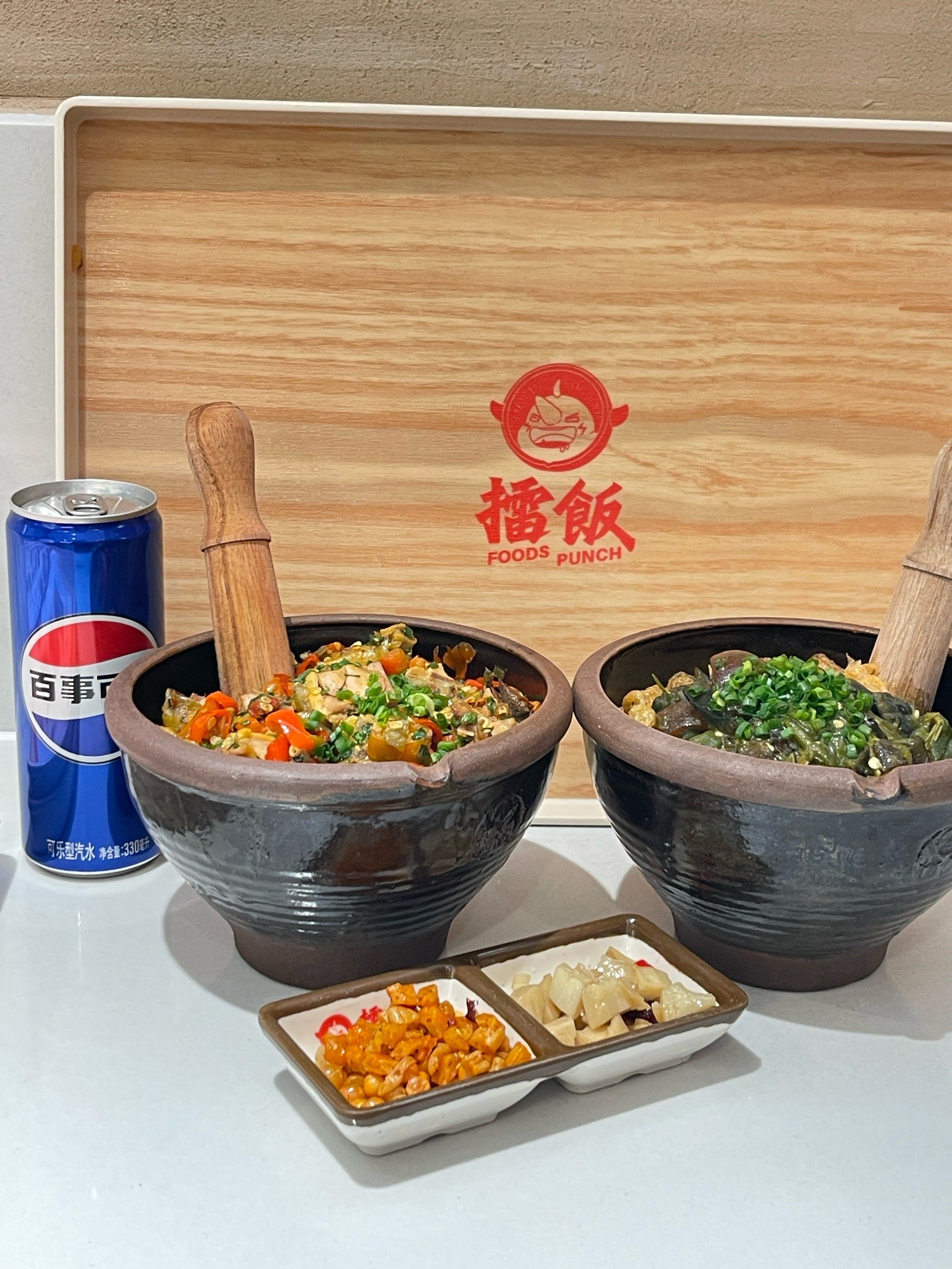 他家擂辣椒皮蛋真是干饭王!
