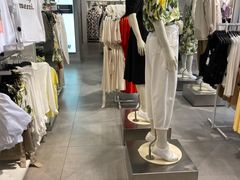 -H&M(天一广场店)
