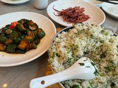-侬佳蒸菜馆(听潮店)