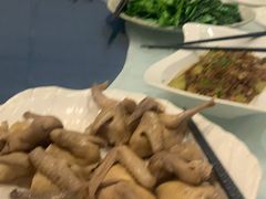 梅子乳鸽-岭南海晏楼(滨江东总店)