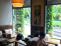 -星巴克(古美路店)