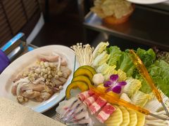 -润泽园椰子鸡(汇一城店)