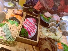 -湊湊火锅·茶憩(杭州湖滨银泰in77店)