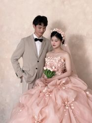 -MAO亲爱的猫婚纱摄影工作室