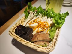 -黑鸡小馆(金源店)