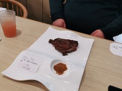 -纽斯特牛排自助餐厅(浦江万达店)