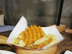 -HIGH FIVE哈福手工汉堡(桂林路店)