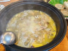 -菌海森林·非遗野生菌火锅(西山区滇池路摩根道店)