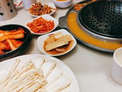 -韩宫宴烤肉·料理(青浦宝龙店)