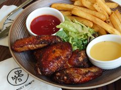 香炸鸡翅配薯条-Money Shops(愚园路店)