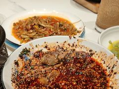 -万重锦·人文川菜馆(骡马市店)