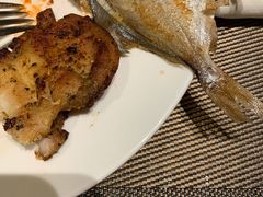 -大中华希尔顿酒店-念自助餐·嗨啤·小龙虾