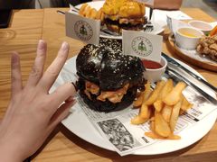 -LO CALCOW卡路力轻食主义餐厅(陆家嘴店)