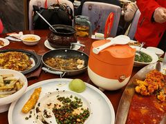 川北凉粉-龙凤瓦罐煨汤馆(清江东路店)