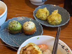 -鑫震源·苏式大虾生煎(山塘街店)