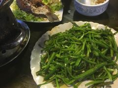 -民食香·腊排骨野生菌美食(木府店)