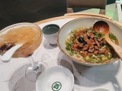 -百春原湖南牛肉粉(百联世纪店)