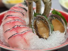 -红鼎豆捞·非遗鲍皇汤火锅(宝丰路店)