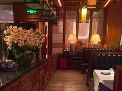 -八府香鸭·啫啫煲(华山路店)