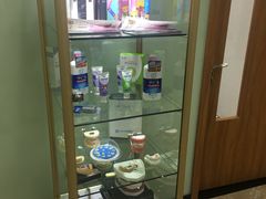 -茂菊口腔连锁(浦东南路店)