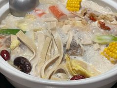 -三人行骨头王火锅(长寿店)