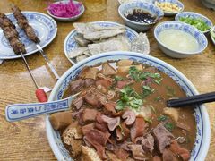 -门框胡同百年卤煮(新街口店)