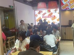 -魔都三兄弟酸辣粉·蘸卤炸串(虹桥万科店)