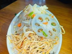 -志权牛肉面(灵山路店)