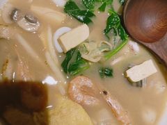 -荣家黄鱼面(前滩太古里店)