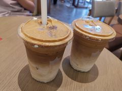四百次浮云拿铁-Tims天好咖啡·贝果(雁展路万象天地店)