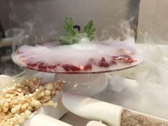 会冒烟的五花趾-三头牛·潮汕牛肉生蚝火锅 (夏湾店)
